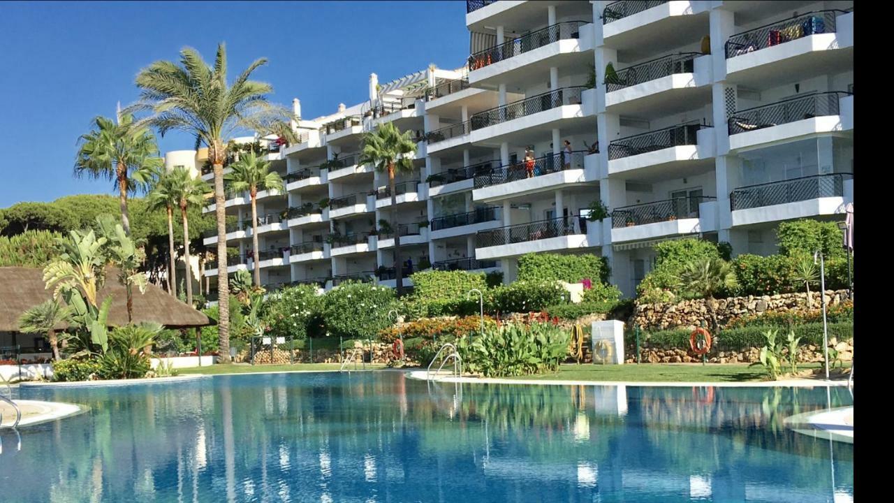 Mi Capricho Beachfront- 9F Apartment With Sea Views - Costa Del Sol Sitio de Calahonda ภายนอก รูปภาพ